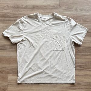 lululemon athletica Men's Off-White Short Sleeve Tee